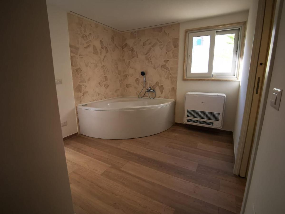 Апартаменты Francy'S House Триджано Экстерьер фото