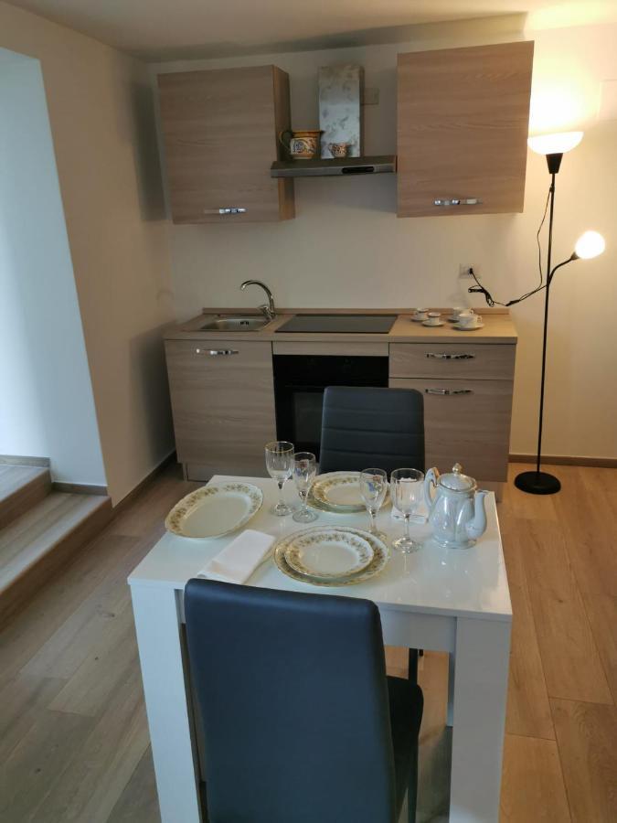 Апартаменты Francy'S House Триджано Экстерьер фото